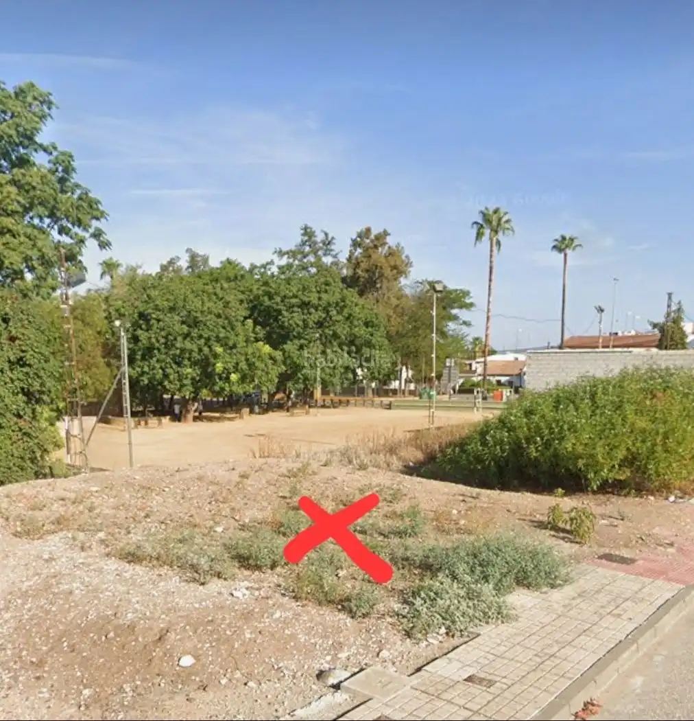 Residential land for sale in Calle Santa Teresa de Calcuta 10, imagen 4
