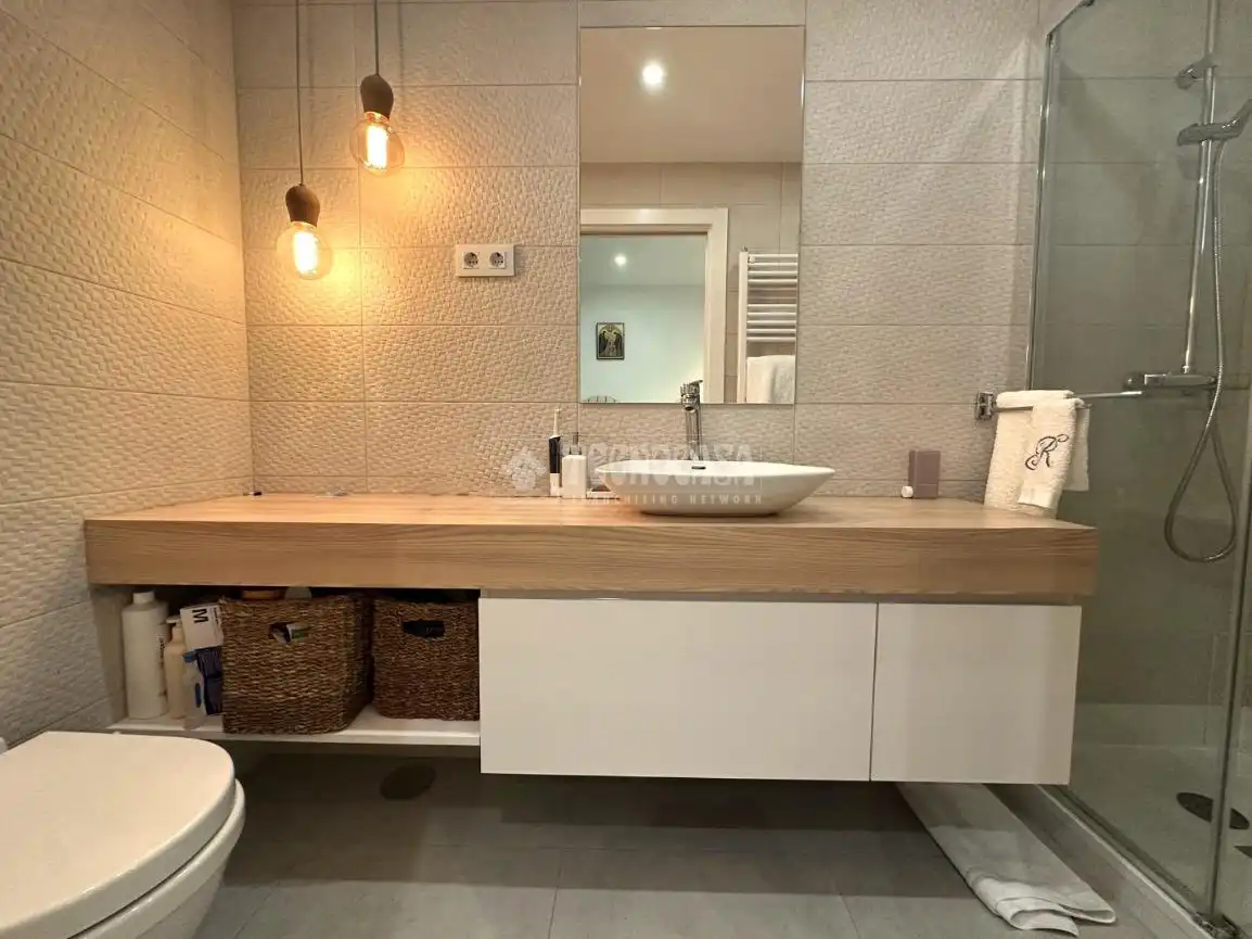 Baño de Piso en venta en Madrid con Aire acondicionado y Terraza