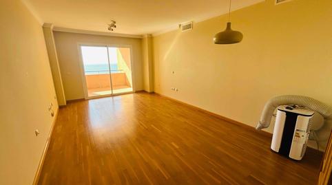 Foto 3 de Piso en venta en Castillón, Cotomar, Rincón de la Victoria