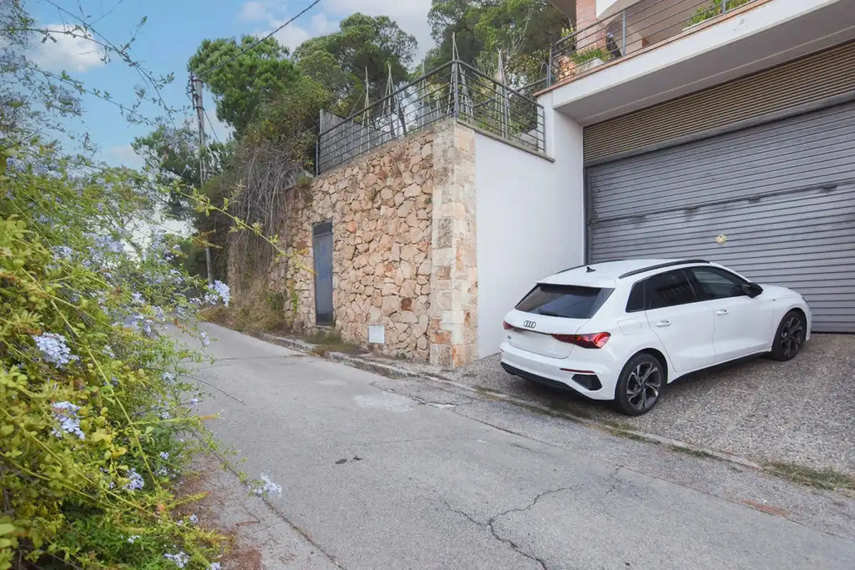 Parking de Casa adosada en venta en Lloret de Mar
