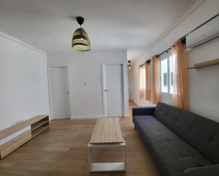 Living room of Attic to rent in  Valencia Capital  with Air Conditioner, Heating and Parquet flooring