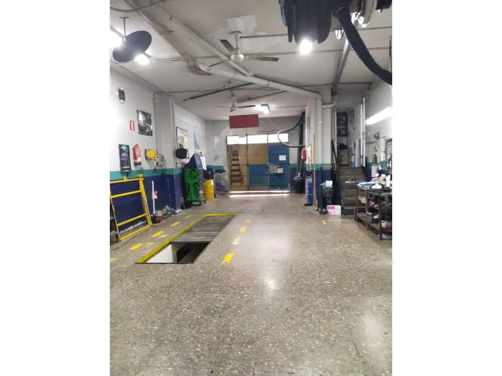 Business premises for sale in Casc Urbà
