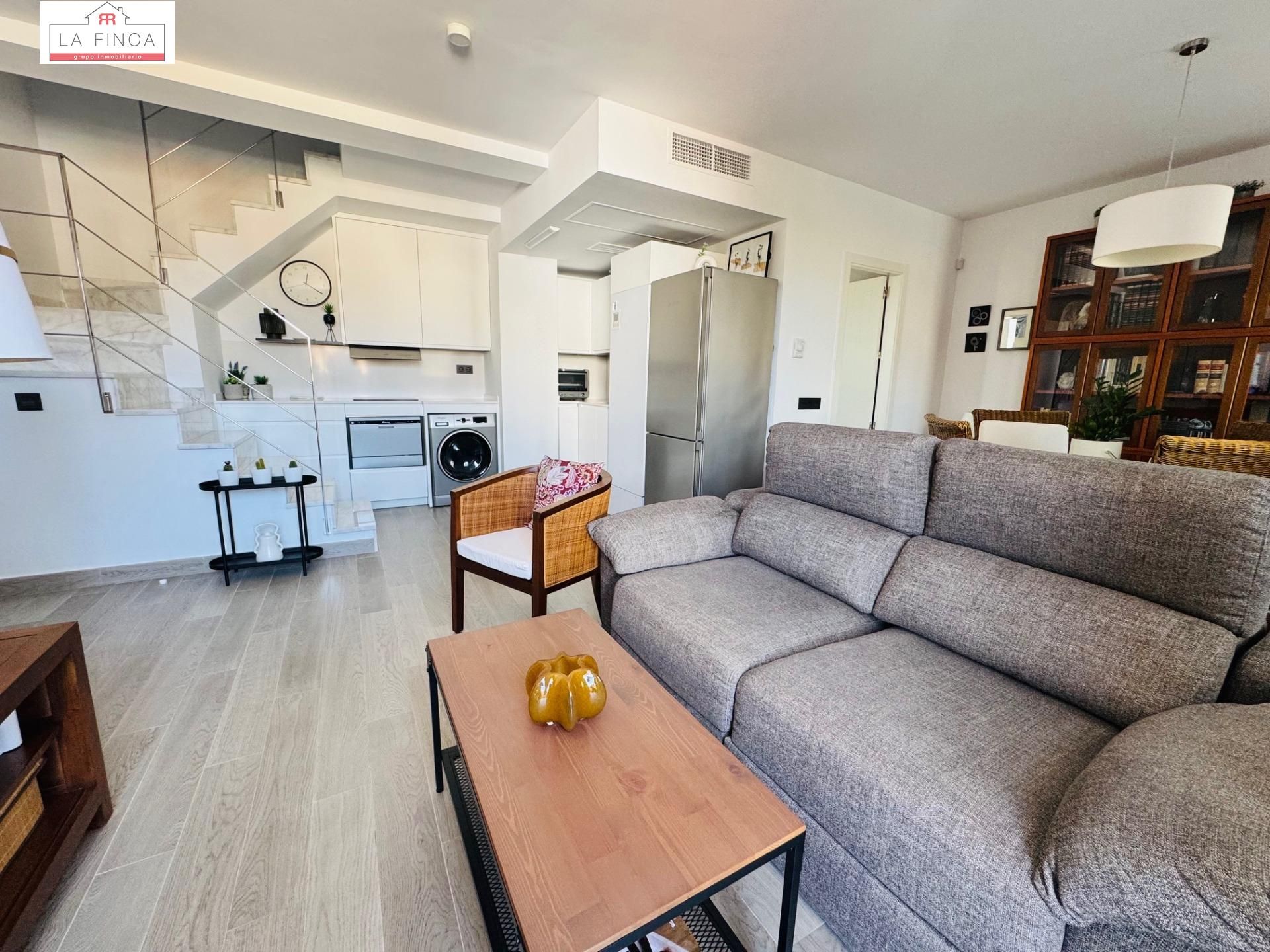 Living room of Attic for sale in Málaga Capital  with Air Conditioner, Balcony and Alarm