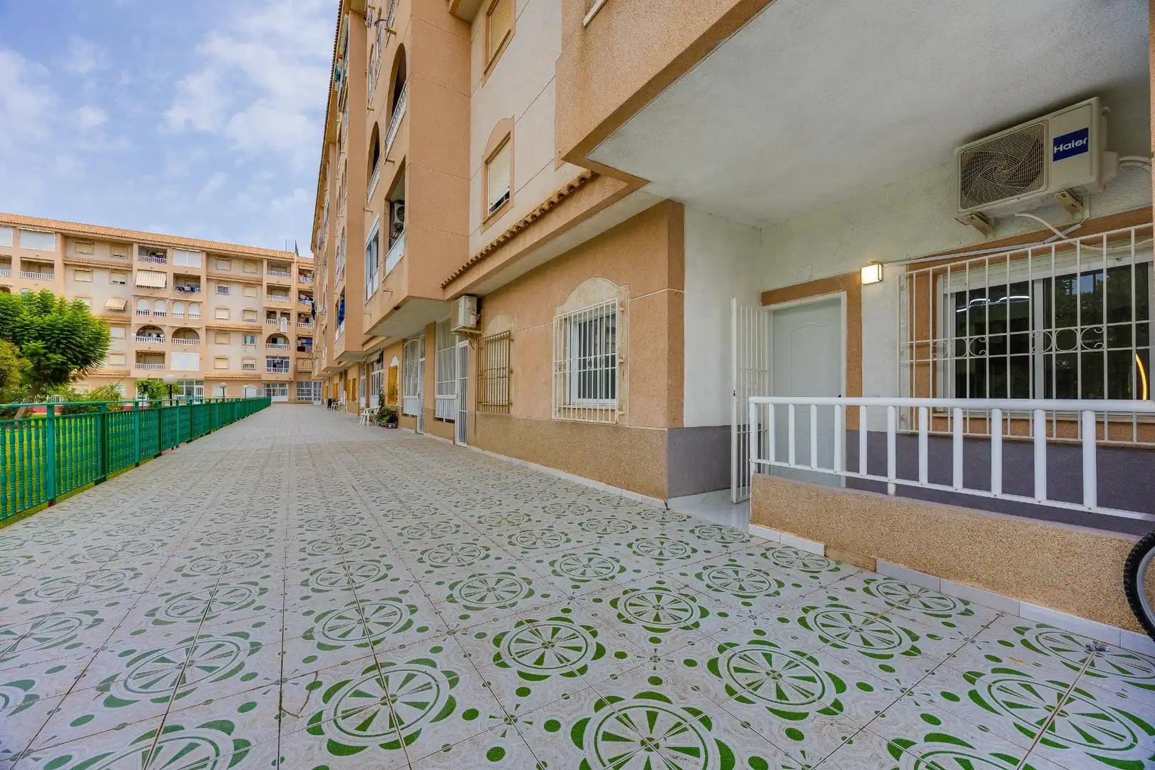 Appartement compact avec piscine à vendre à Calle SANTANDER 3, imagen 3