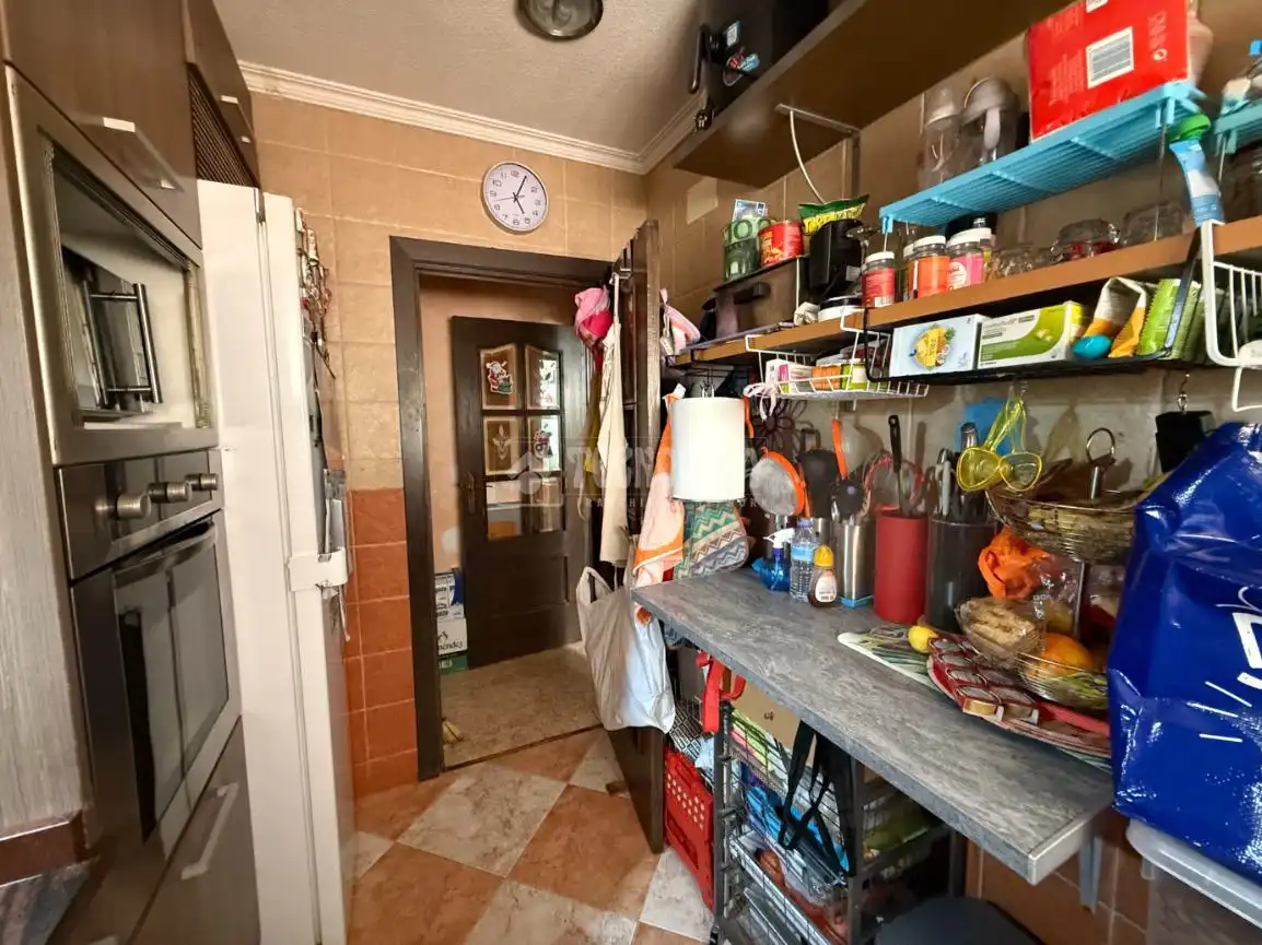 Cocina de Piso en venta en Alcalá de Henares con Aire acondicionado y Calefacción