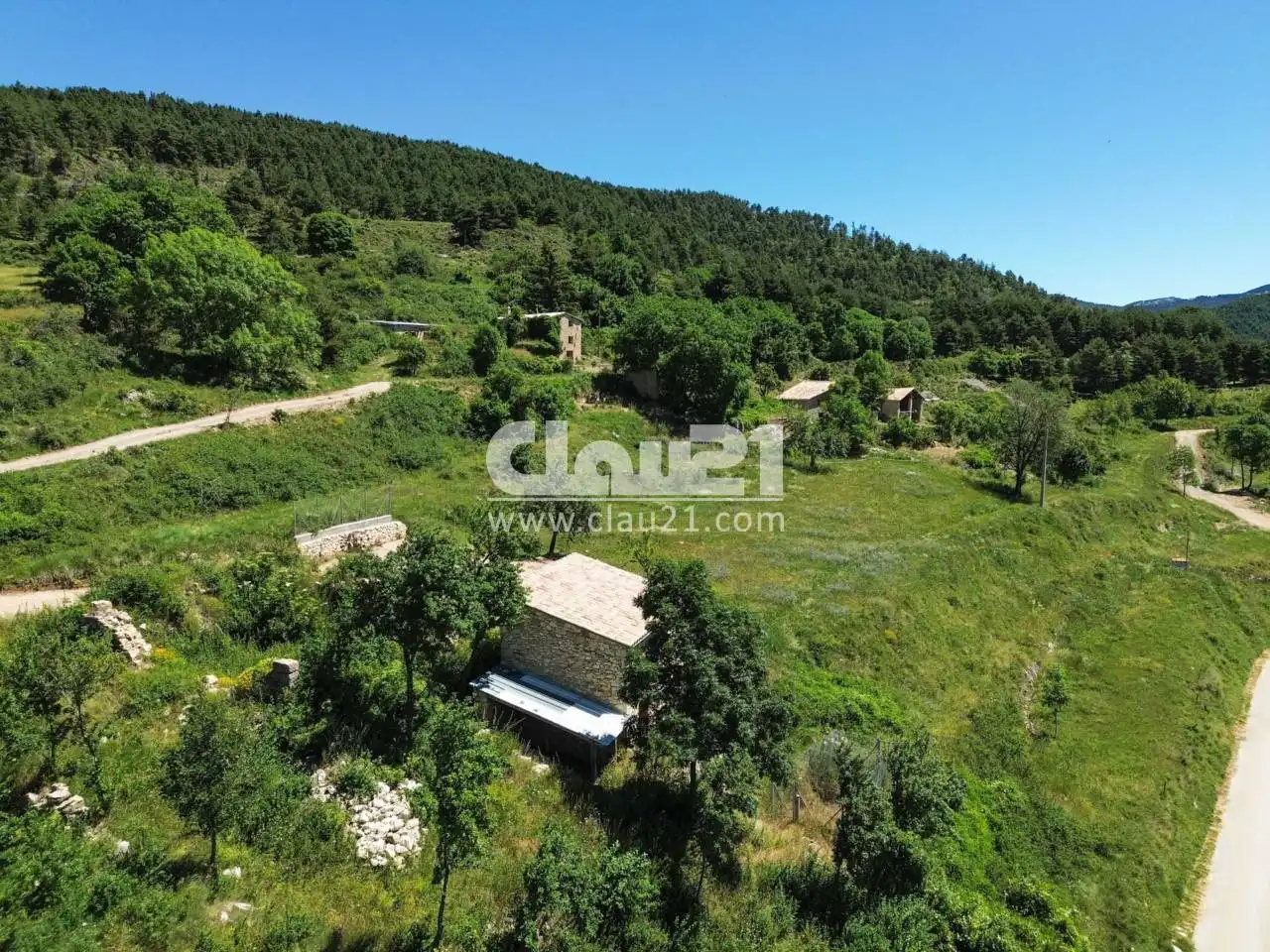 Country homes for sale in Calle Refugi Cal Foguet, Guixers