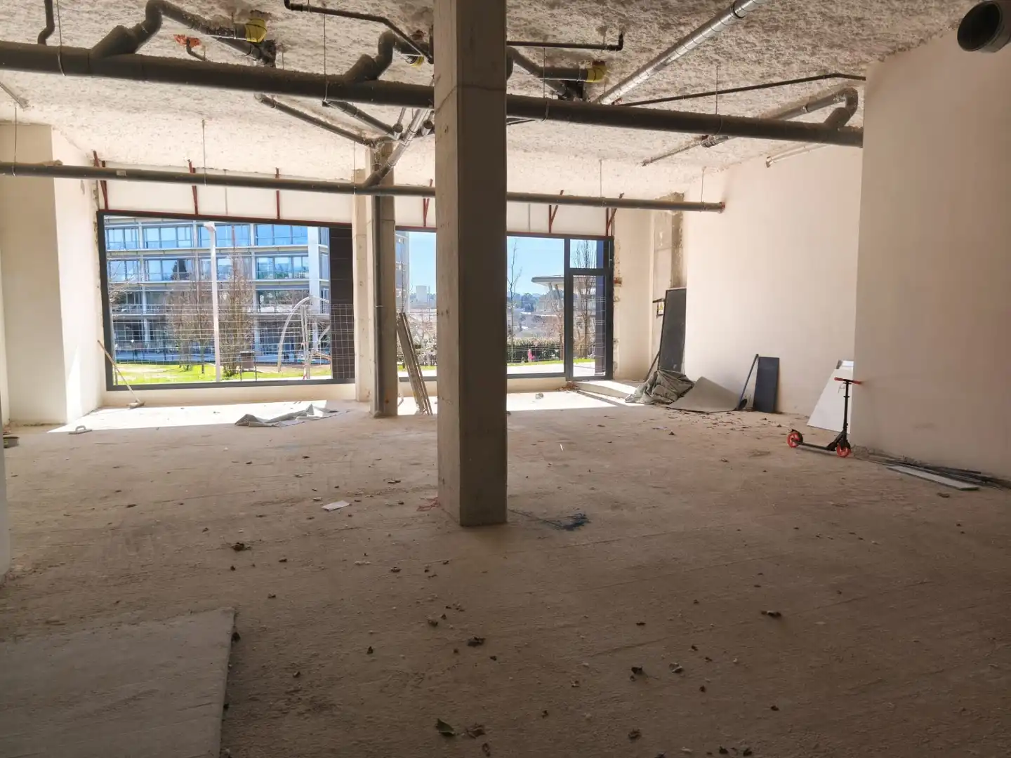 Local comercial en alquiler en Turó de Can Mates, imagen 4