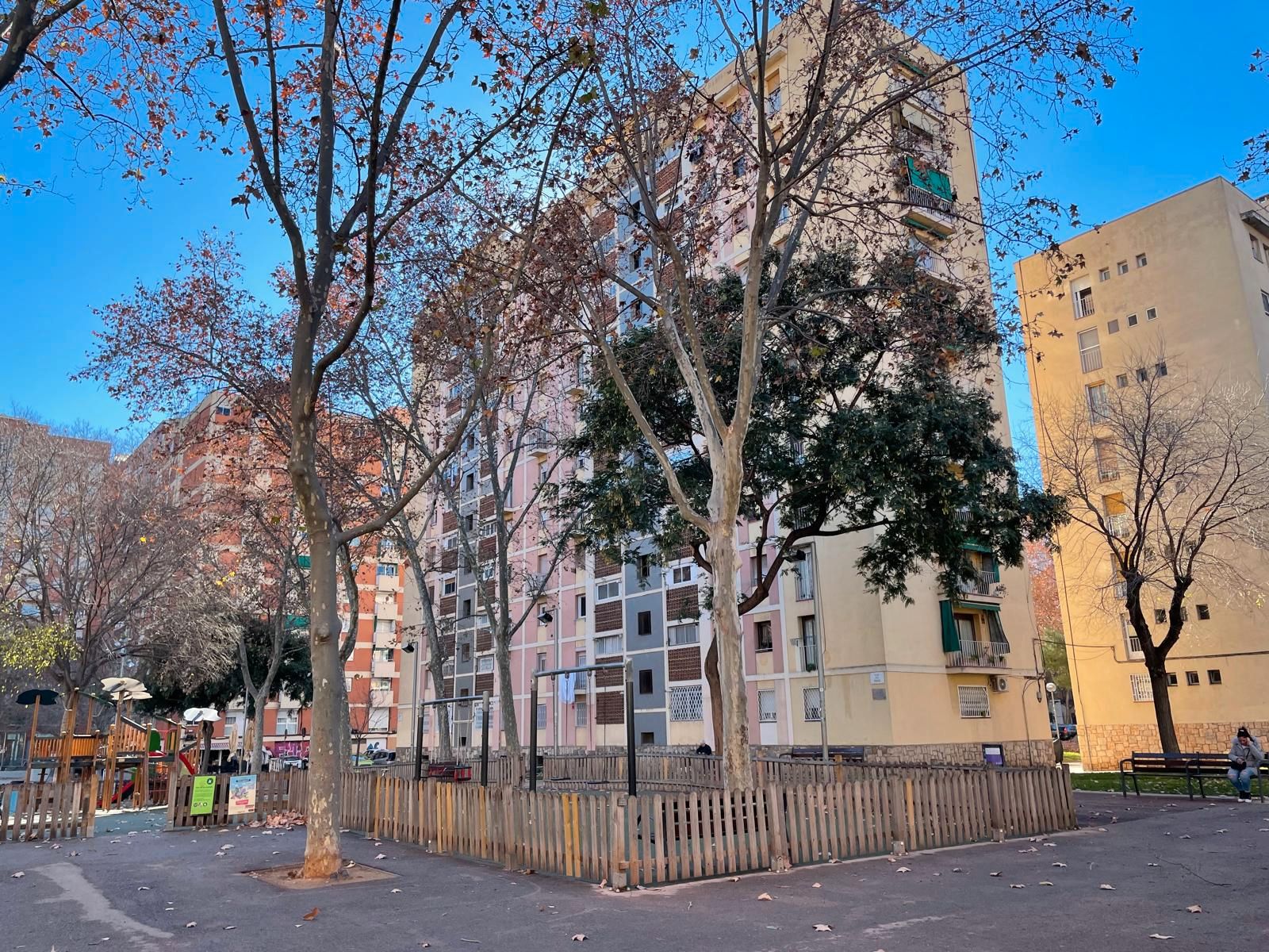 Exterior view of Flat for sale in  Barcelona Capital  with Storage room and Balcony