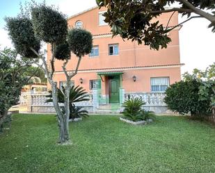 Exterior view of Single-family semi-detached for sale in Mataró  with Air Conditioner, Terrace and Swimming Pool