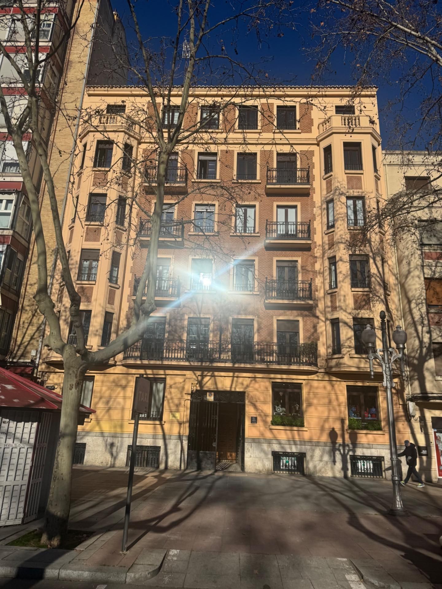 Vista exterior de Piso de alquiler en Valladolid Capital con Calefacción, Terraza y Trastero