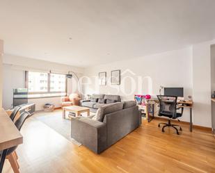 Sala d'estar de Pis de lloguer en  Valencia Capital amb Aire condicionat, Calefacció i Parquet