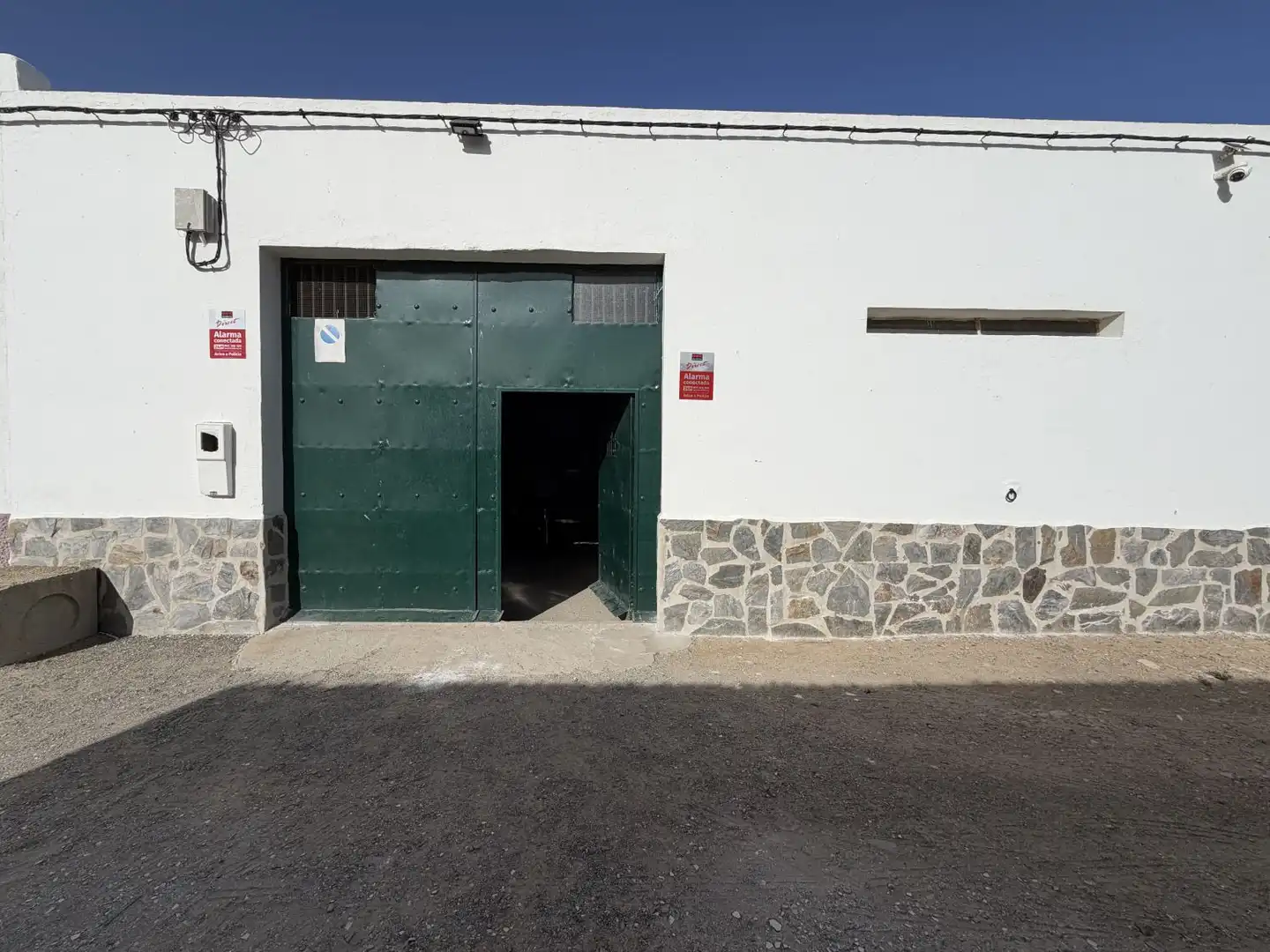 Industriegebäude zum Verkauf in Los Palacios y Villafranca
