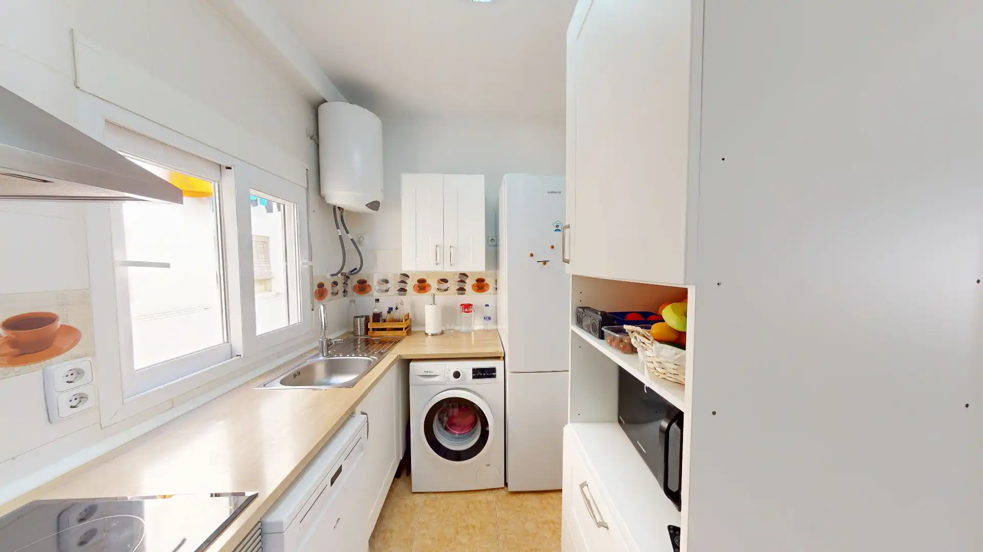 Cocina de Piso en venta en Almería con Aire acondicionado, Amueblado y Horno