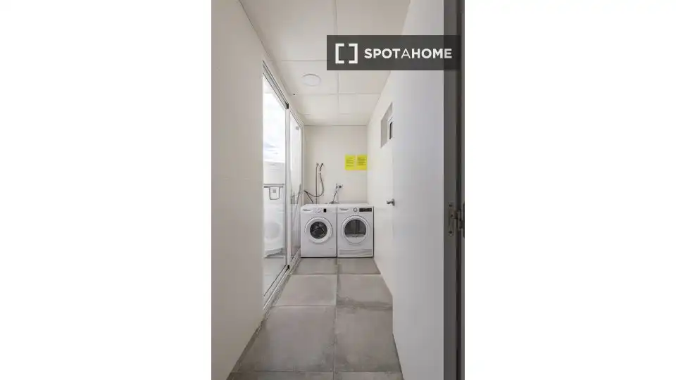 Exterior view of Flat for rent in Murcia  with Air Conditioner, Heating and Furnished