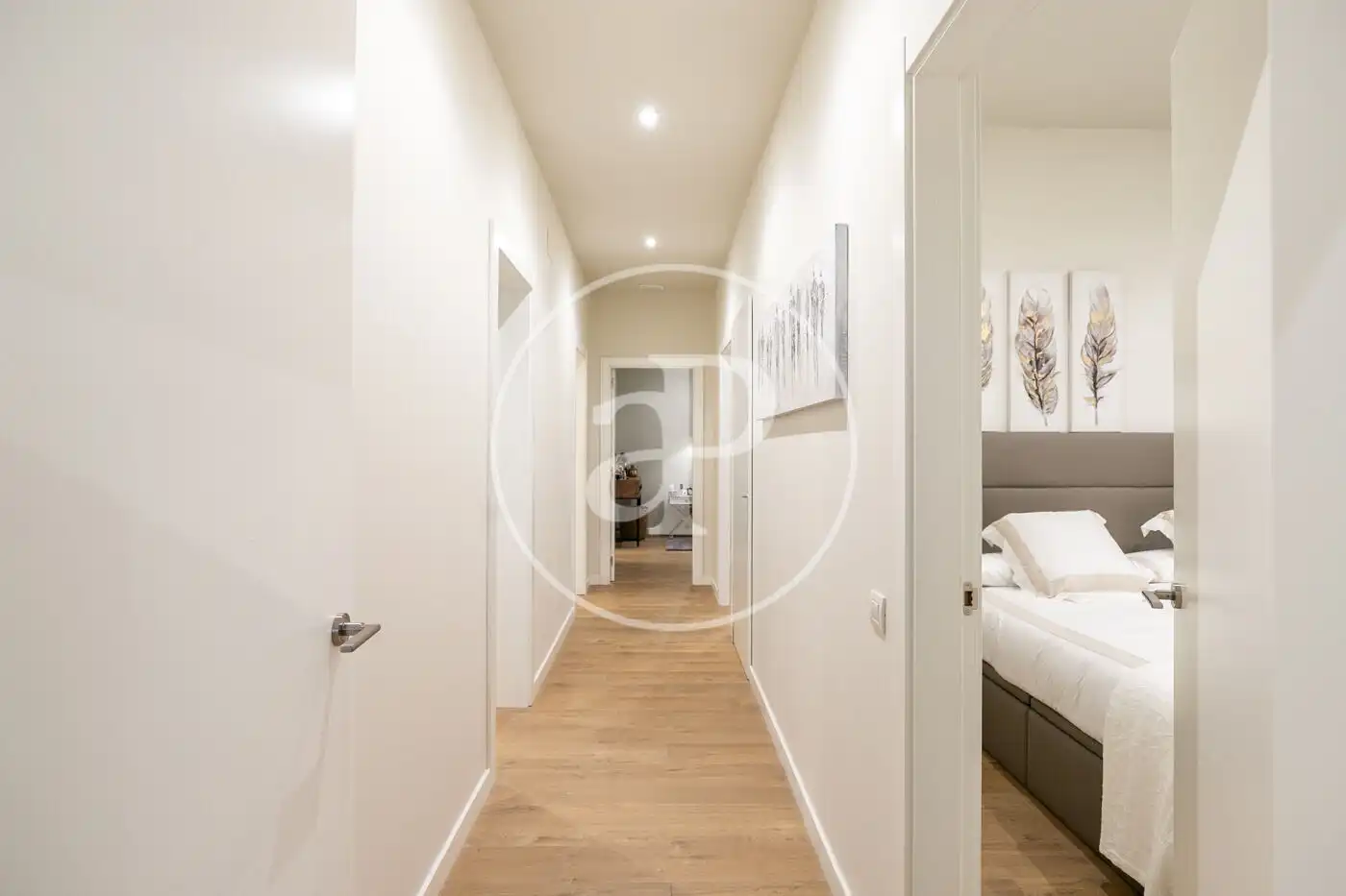 Wohnung zum Verkauf in Barcelona mit Klimaanlage, Heizung und Möbliert