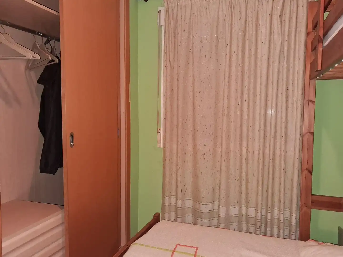 Habitación de Ático en venta en Guardamar de la Safor con Aire acondicionado, Jardín privado y Terraza