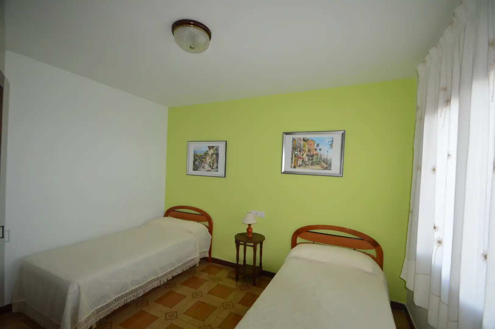 Dormitori de Casa o xalet en venda en Vinaròs amb Jardí privat, Terrassa i Forn