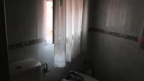 Bathroom of Flat for sale in Aranjuez