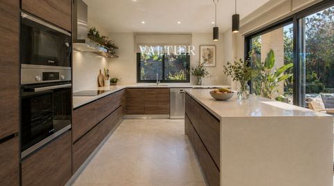 Foto 2 de Casa adosada en venta en Del Hontanar, La Finca, Pozuelo de Alarcón