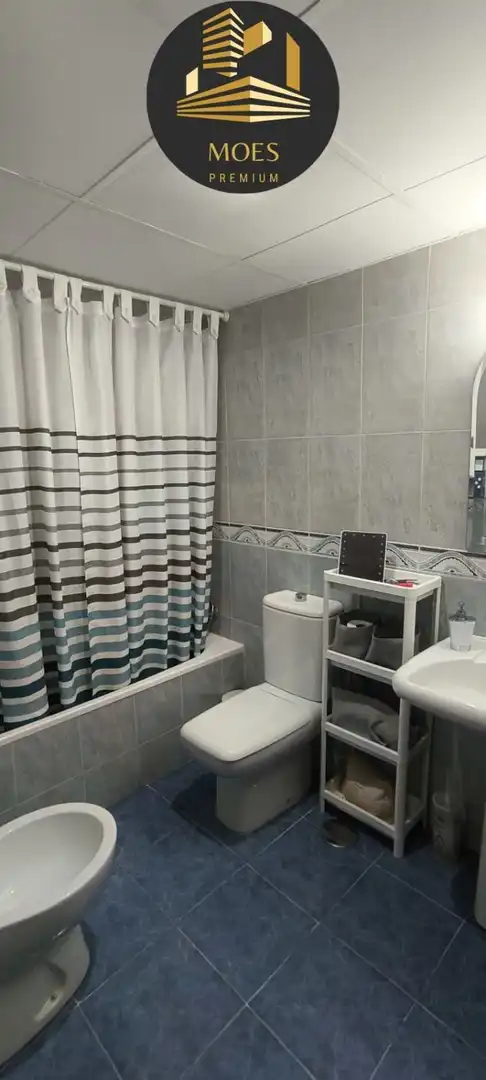 Bathroom of Flat for sale in Úbeda  with Air Conditioner, Heating and Balcony