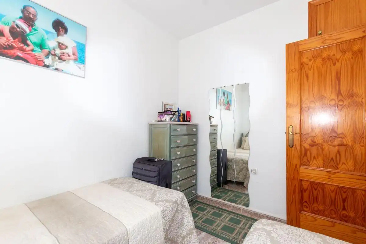 Dormitori de Casa adosada en venda en Orihuela amb Jardí privat, Terrassa i Piscina comunitària