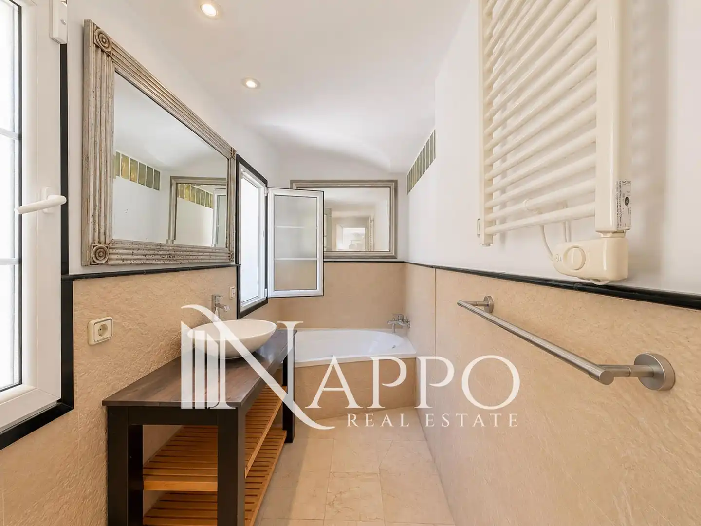 Badezimmer von Wohnung zur Miete in Calvià mit Klimaanlage, Heizung und Terrasse