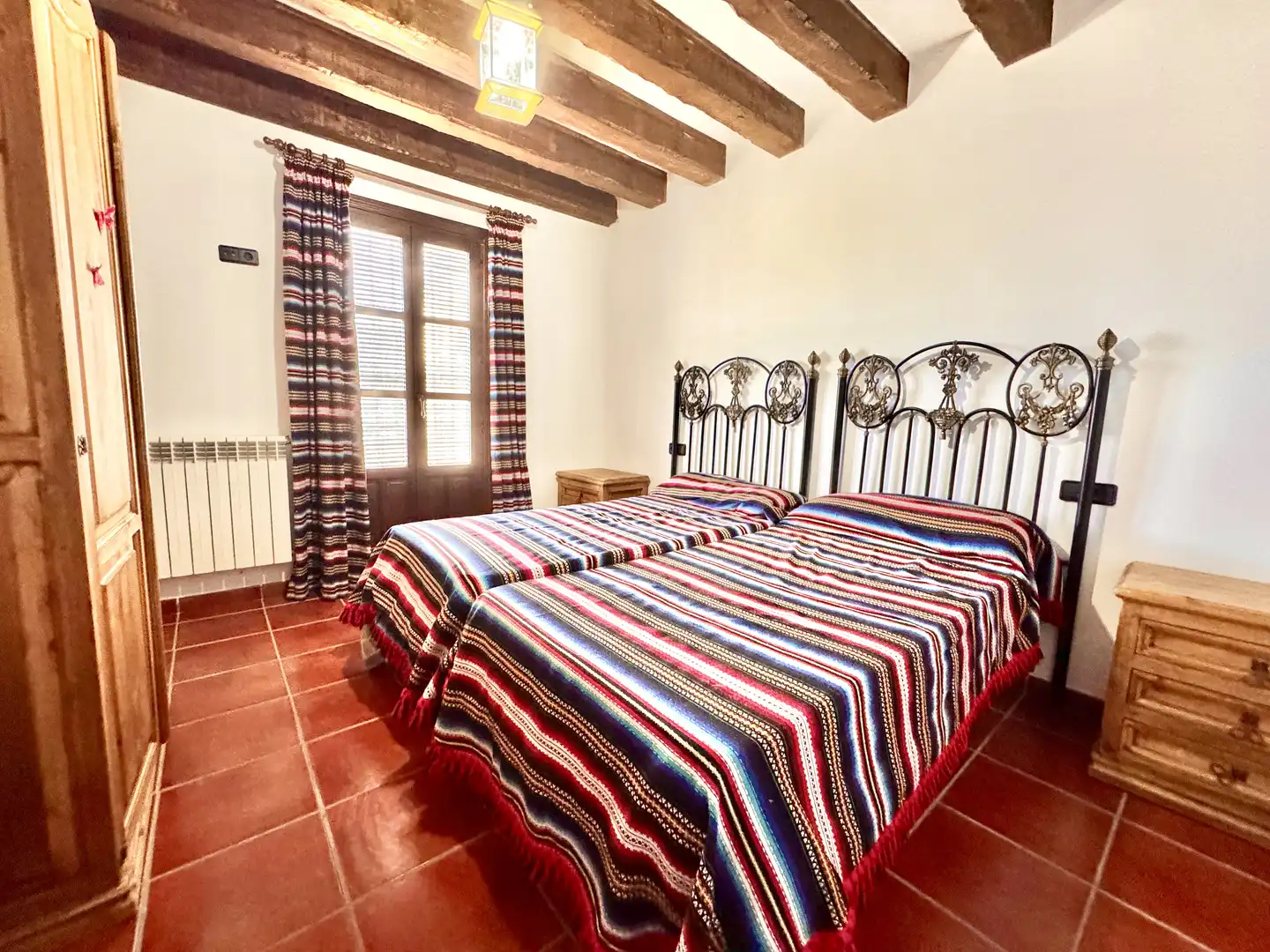 Bedroom of Buildings for sale in Juviles  with Alarm