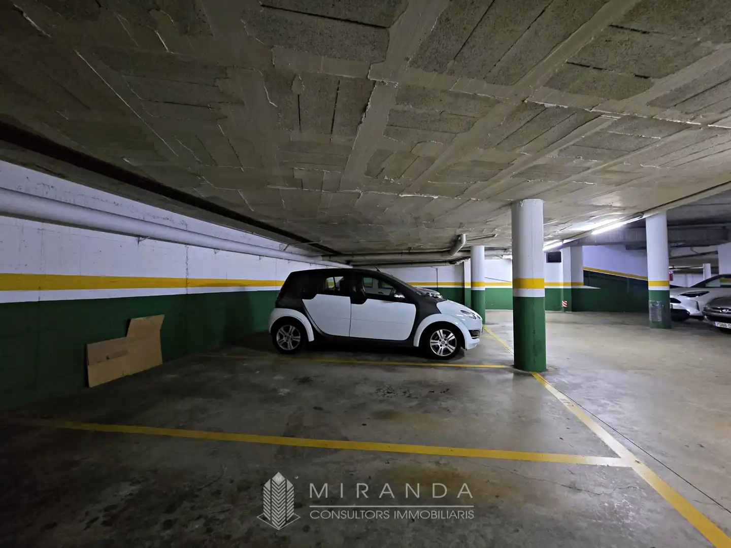 Parking de Piso en venta en Granollers con Aire acondicionado, Calefacción y Balcón
