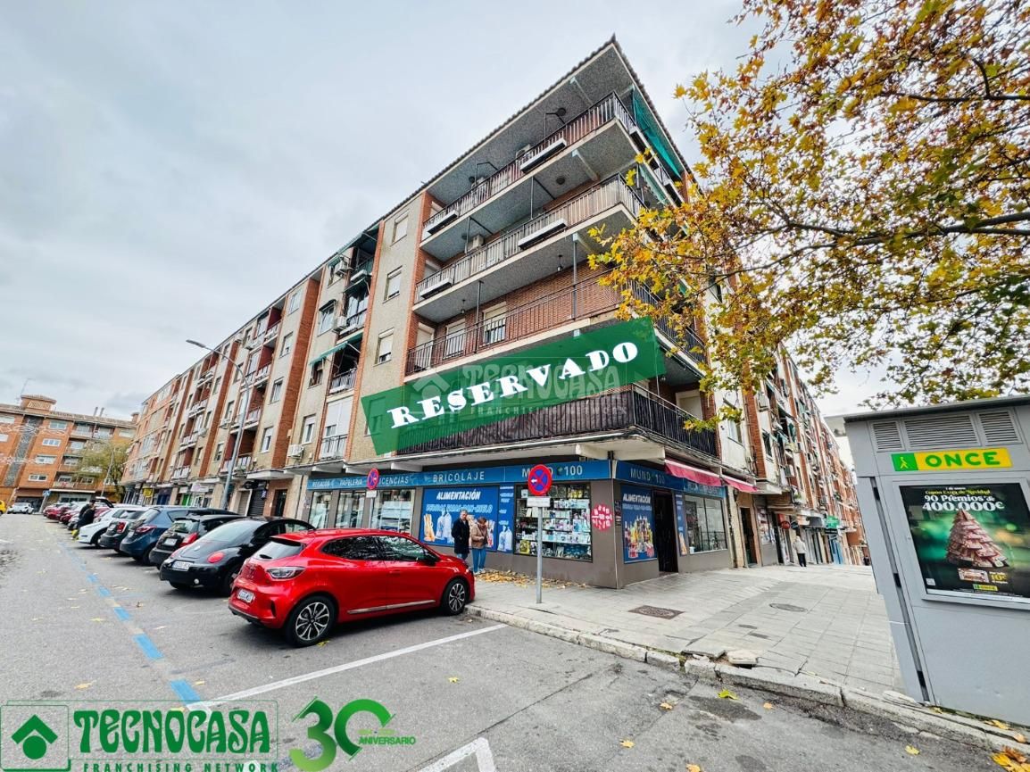 Vista exterior de Pis en venda en  Toledo Capital amb Terrassa