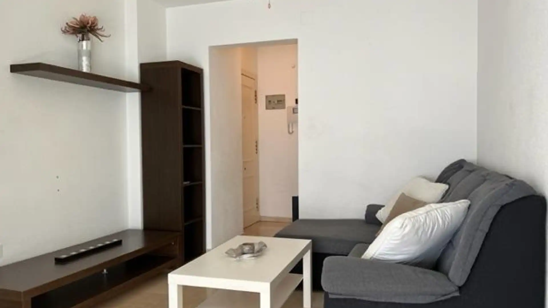 Sala de estar de Apartamento de alquiler en  Murcia Capital con Aire acondicionado, Terraza y Amueblado