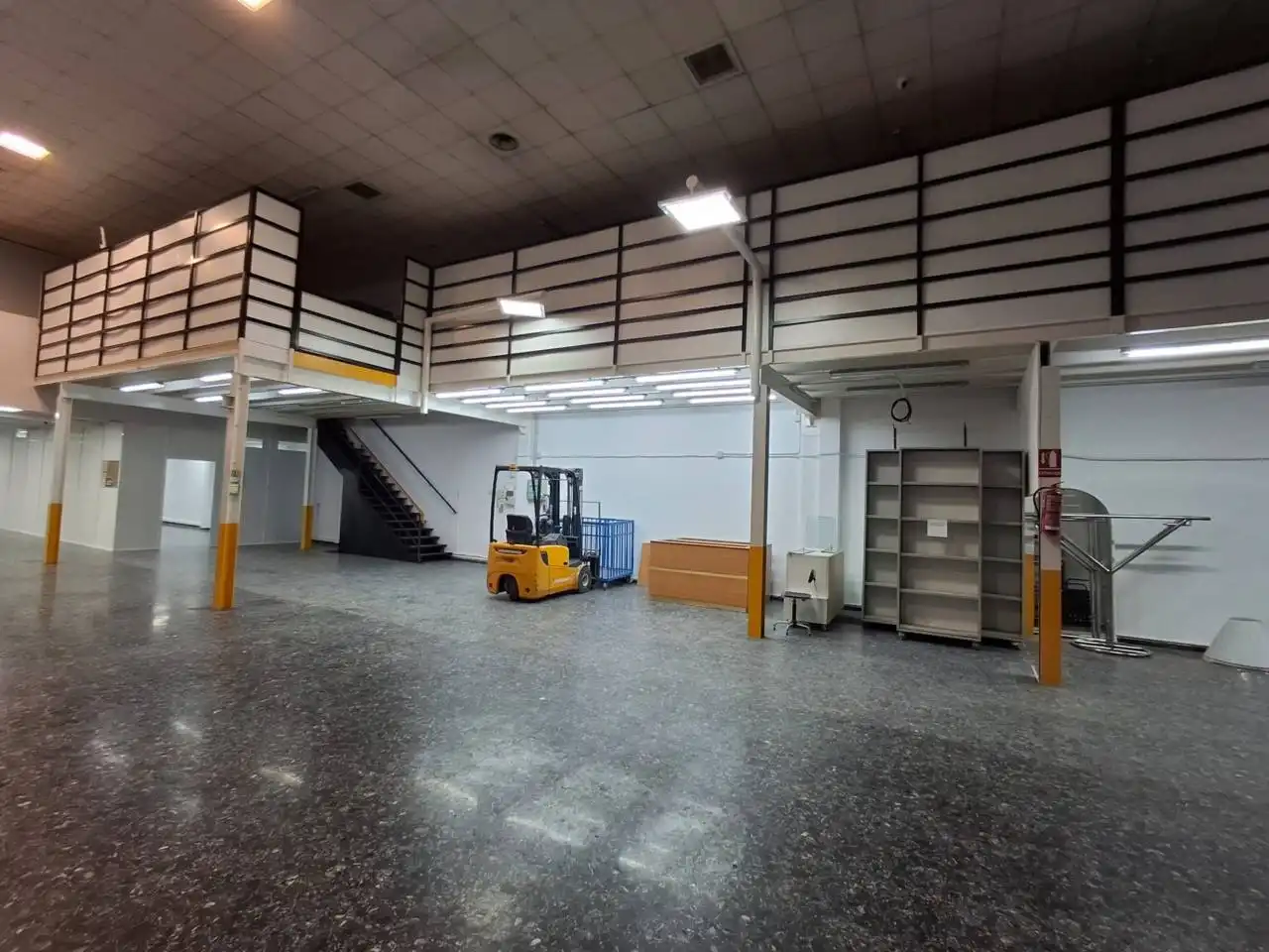 Nau industrial de lloguer en Picanya amb Calefacció