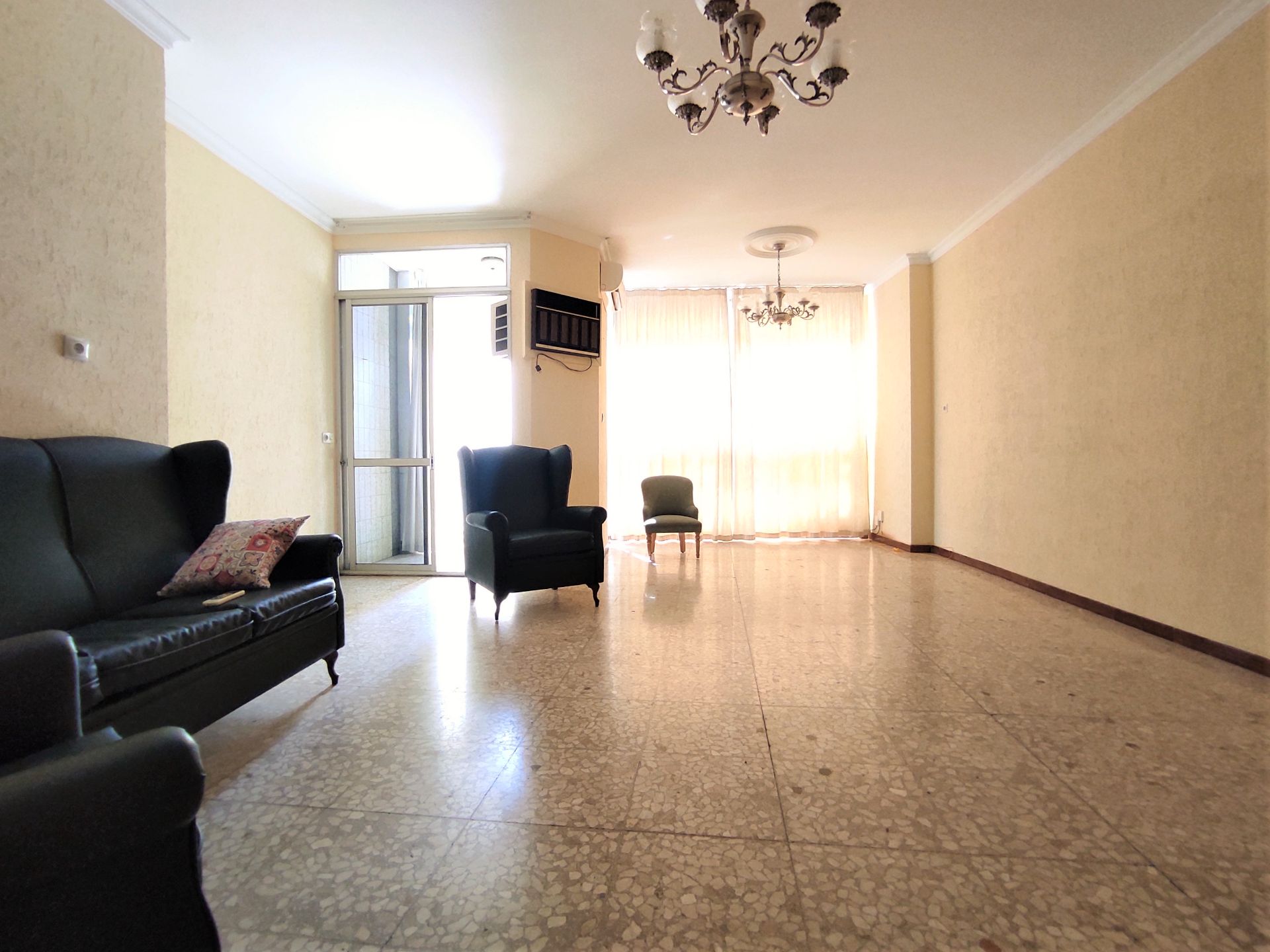 Piso en venta en Calle Mairena, 46C, Centro