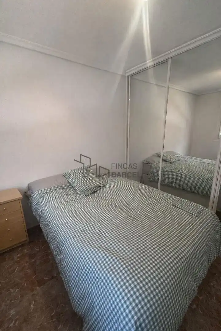 Habitación de Casa adosada en venta en Zaragoza