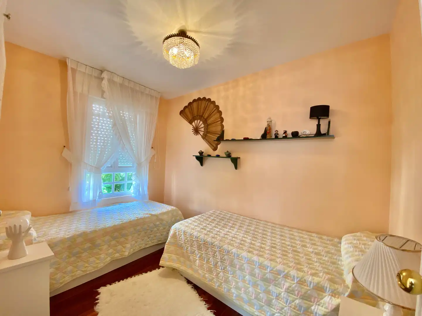 Schlafzimmer von Einfamilien-Reihenhaus zum Verkauf in O Grove   mit Privatgarten, Terrasse und Abstellraum