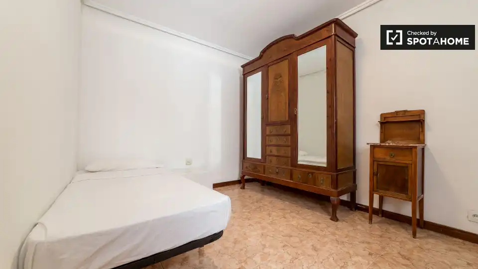 Room in El Botànic