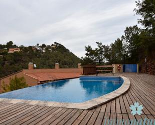 Swimming pool of Single-family semi-detached for sale in Torrelles de Llobregat  with Terrace