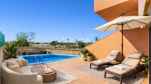 Foto 3 de Casa adosada en venta en Calle Beirut, Playa Fañabé Alto, Adeje