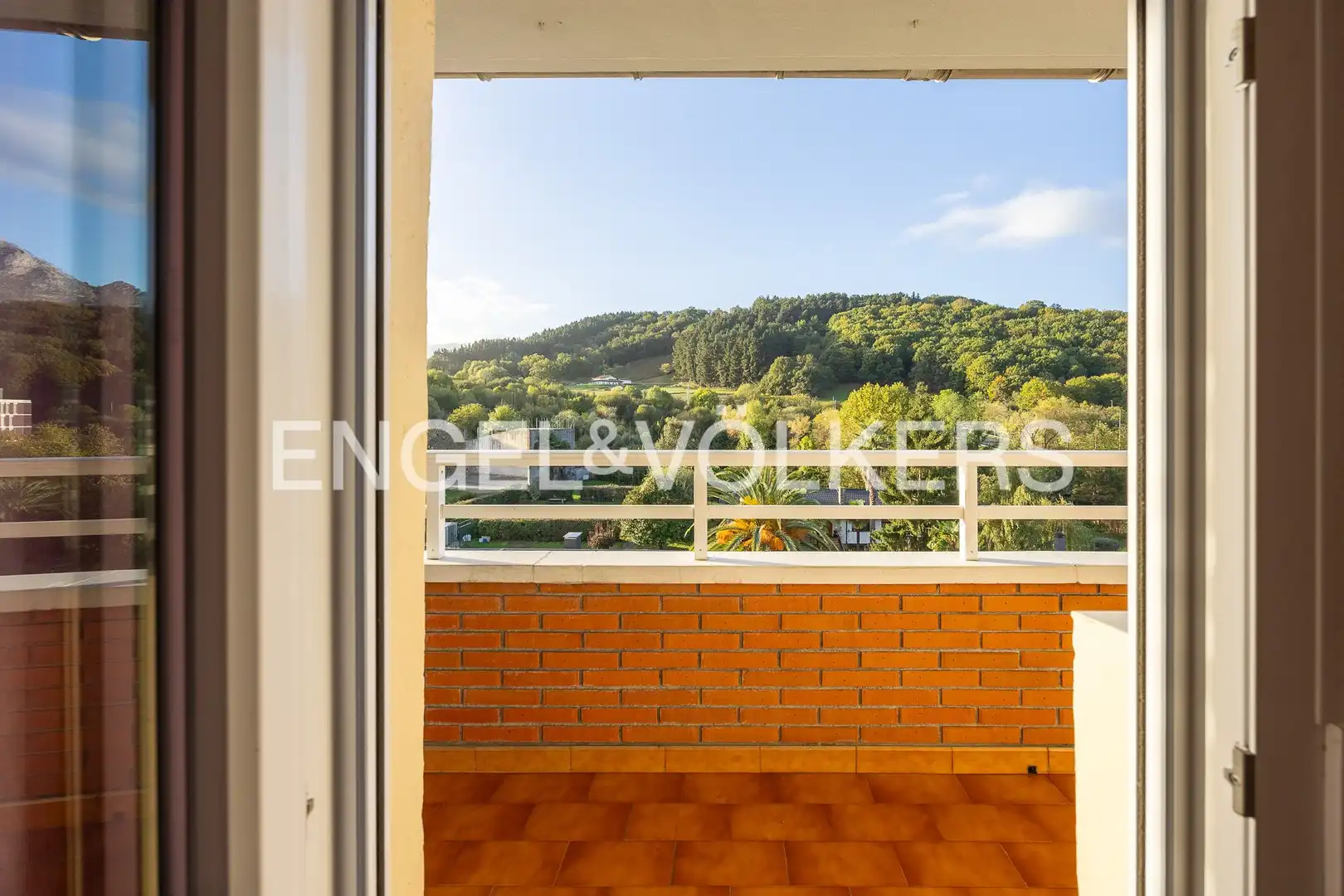 Balcony of Flat for sale in Durango, Bizkaia