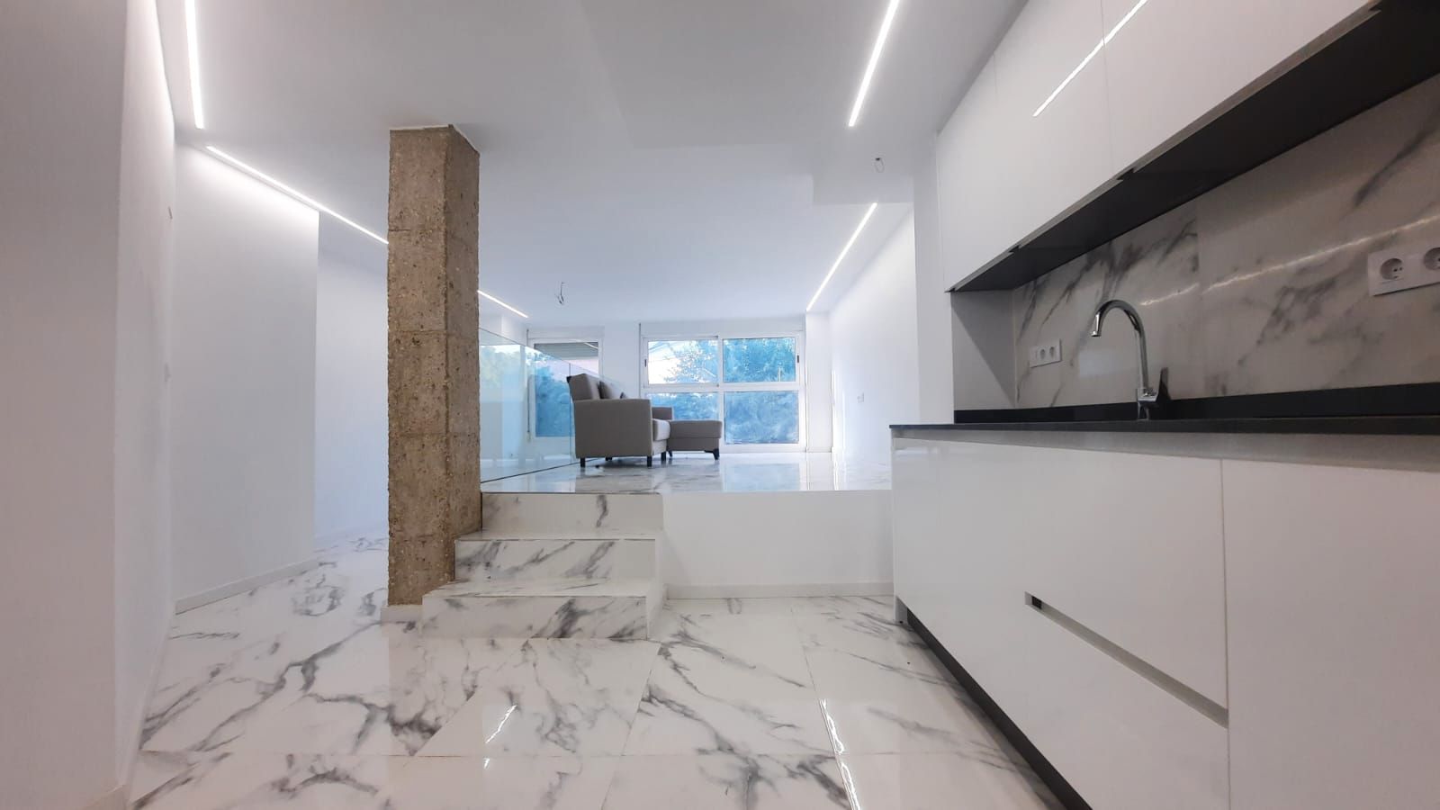 Piso en venta en  Murcia Capital con Horno, Lavadora y Microondas