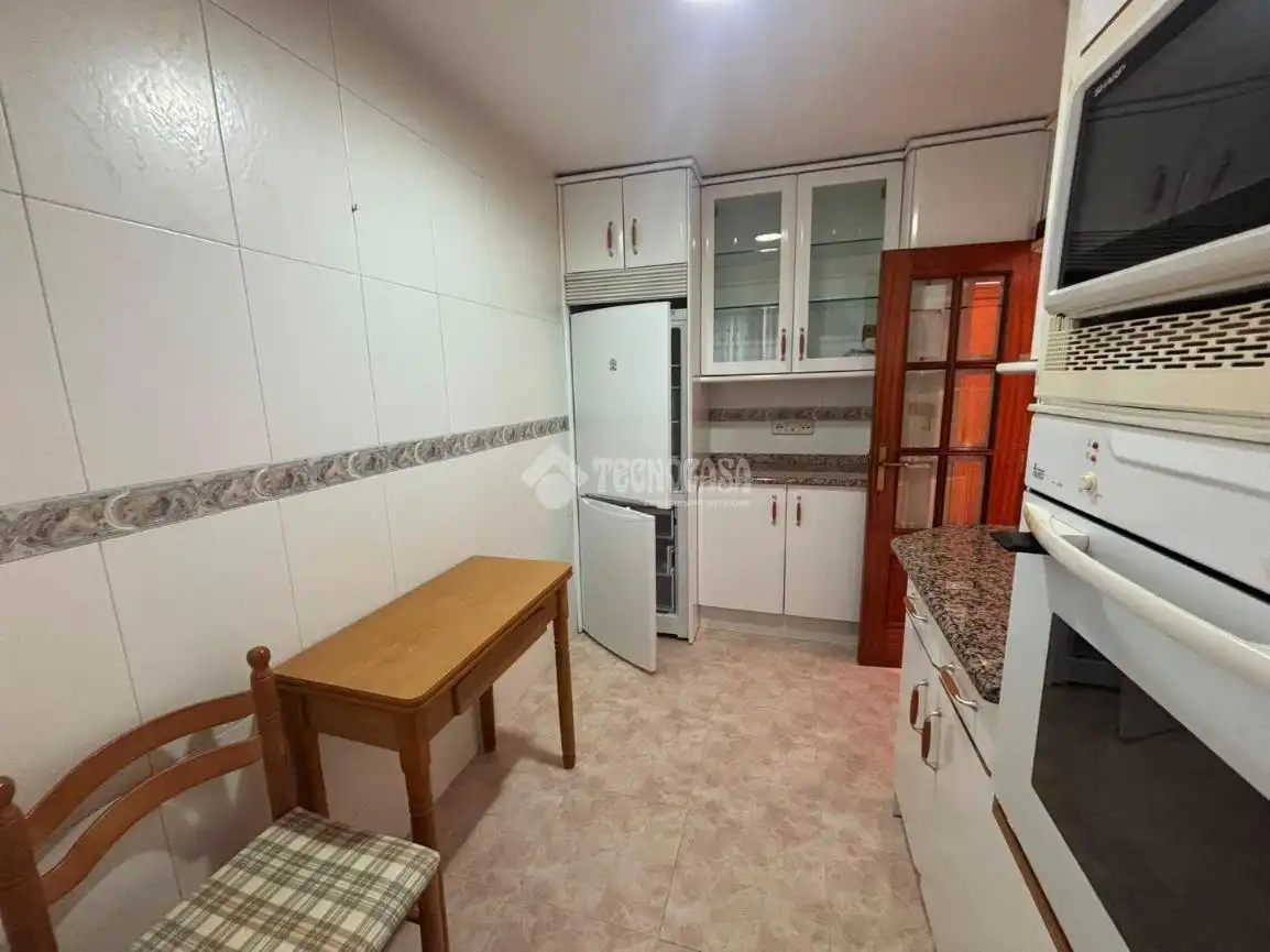 Cuina de Pis en venda en Madrid amb Aire condicionat, Calefacció i Terrassa
