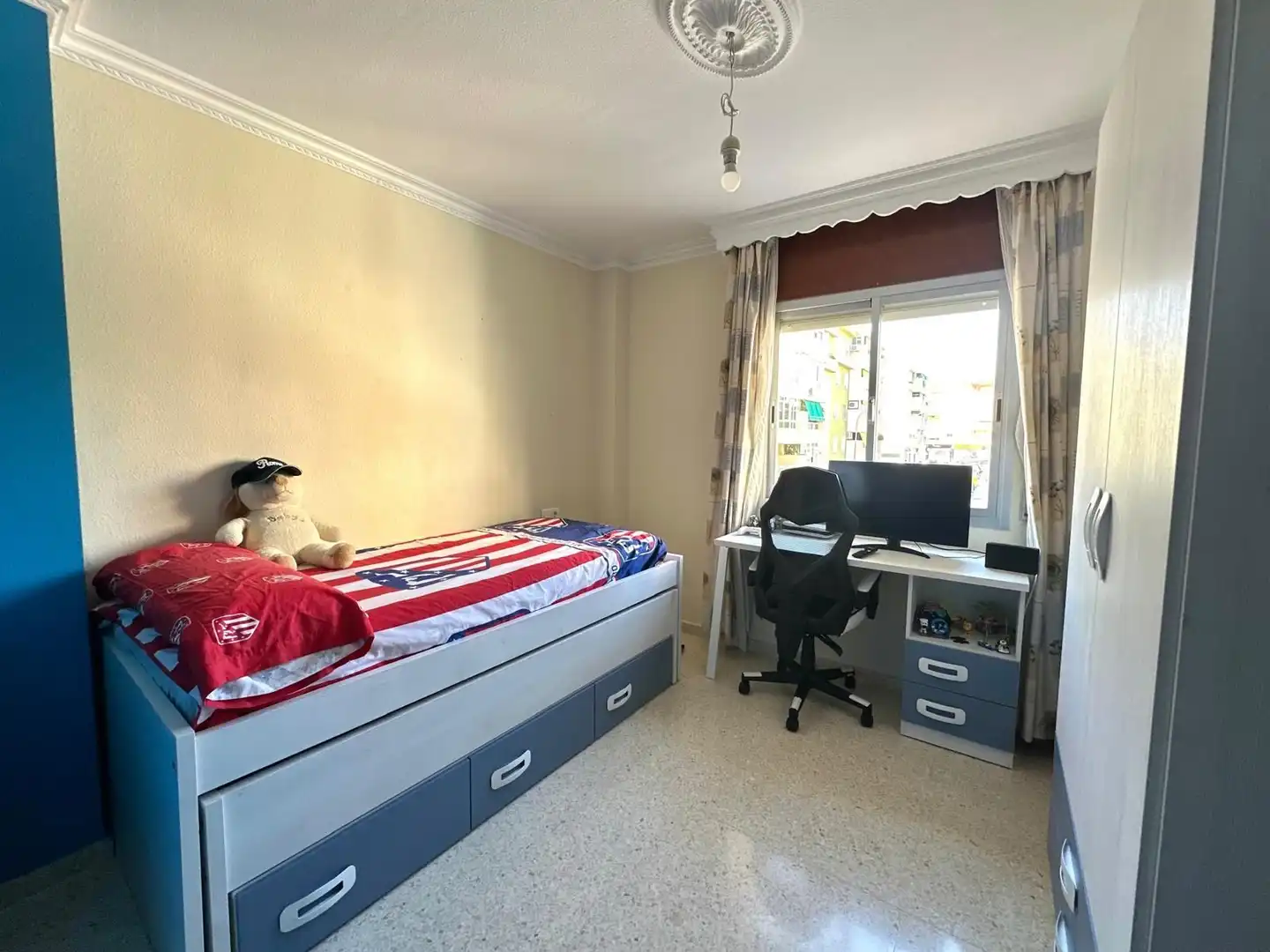 Bedroom of Flat for sale in Vélez-Málaga  with Air Conditioner, Heating and Terrace