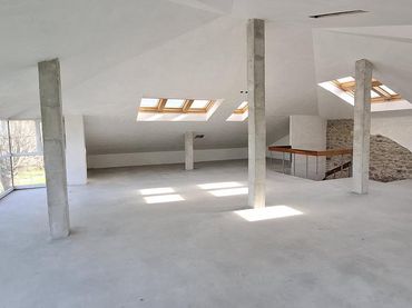 Terraced house with garden for sale in Barrio Villabáñez-Carmen