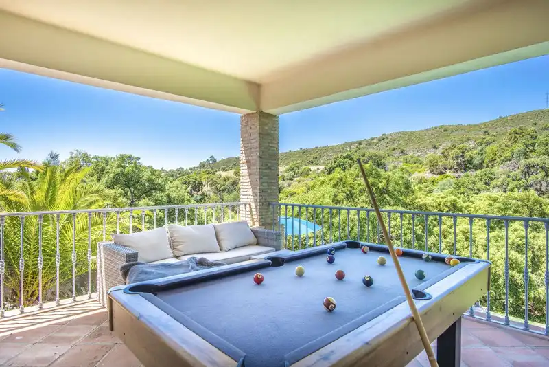 Casa amb piscina en venda a Altos de Estepona, imagen 18
