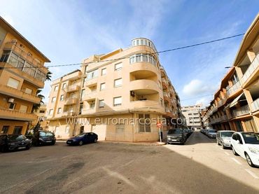 Piso con ascensor en venta en Avenida del Mediterráneo