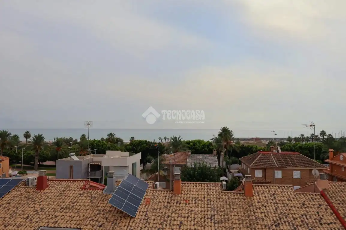 Exterior view of Flat for sale in Canet d'En Berenguer  with Air Conditioner, Terrace and Storage room