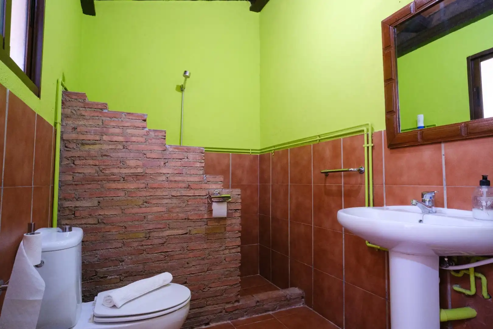 Bany de Casa adosada en venda en Teba amb Aire condicionat, Jardí privat i Piscina