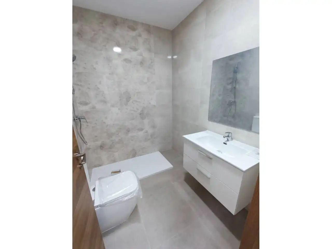 Bathroom of Flat for rent in Fuenlabrada  with Heating
