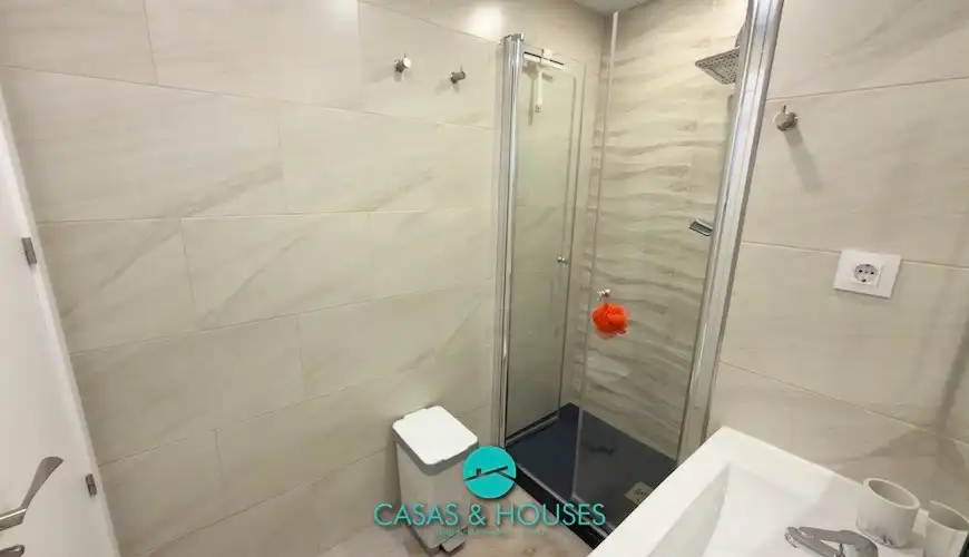Bathroom of Apartments for sale in La Manga del Mar Menor  with Air Conditioner, Heating and Terrace