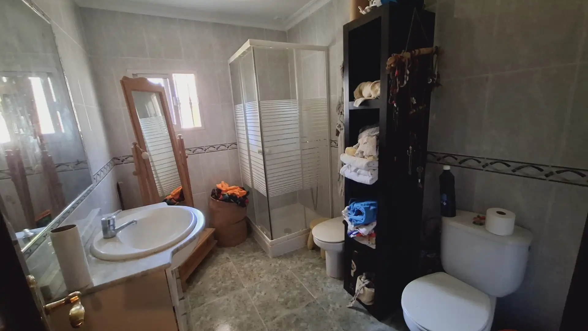 Bathroom of Houses for sale in Chiclana de la Frontera