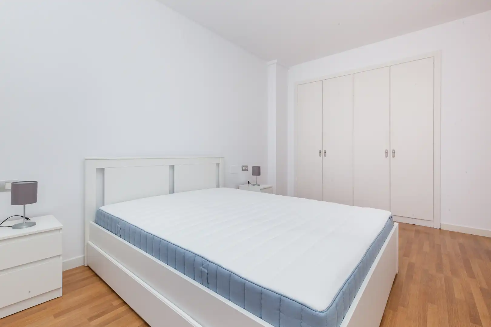 Wohnung zur Miete in Calle del Pisuerga, La Maternitat i Sant Ramon